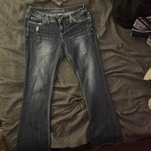 Low rise bell bottom dark jeans size 9/10